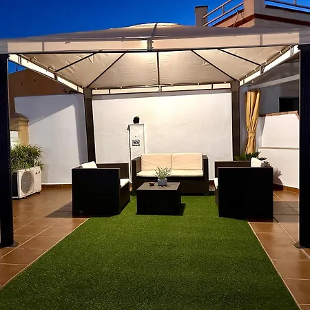 The House In Toquero Solarium Views To The Alcazaba Hébergement de vacances